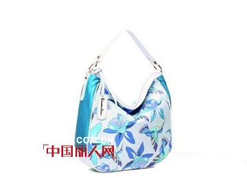 春天背什么包好看 春天适合背什么样的包包