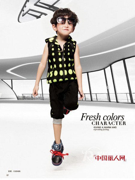 夏天怎么穿衣服凉快 夏天男生穿什么款式