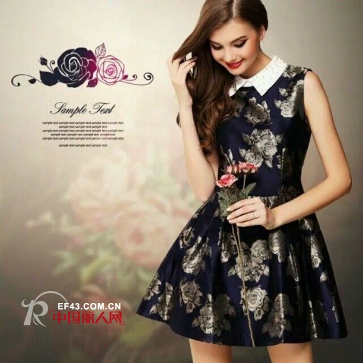 巴洛克宫廷风格连衣裙 城市印花图案精彩看点