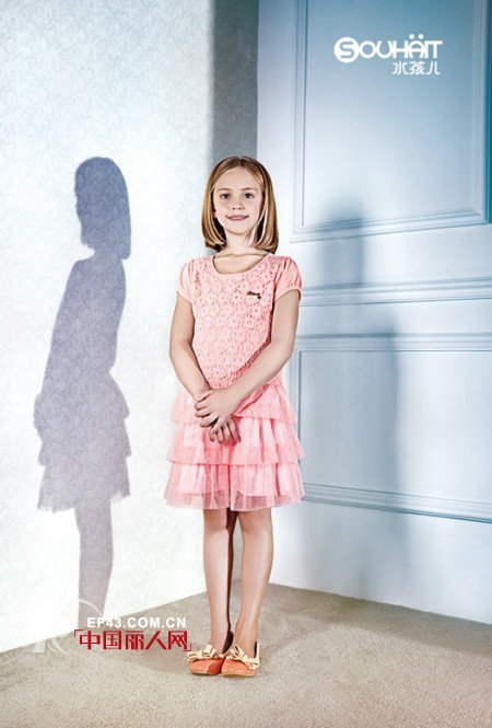 六一儿童节穿什么裙子 儿童蕾丝连衣裙搭配