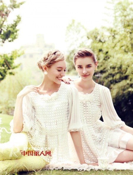 怎样的闺蜜装流行 今年春夏闺蜜装流行款式