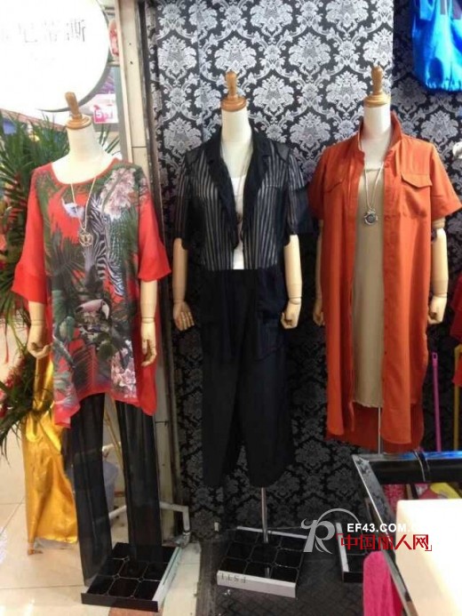 热烈祝贺娅尼蒂凘江苏常熟分公司和深圳东门分店5.6日齐开业