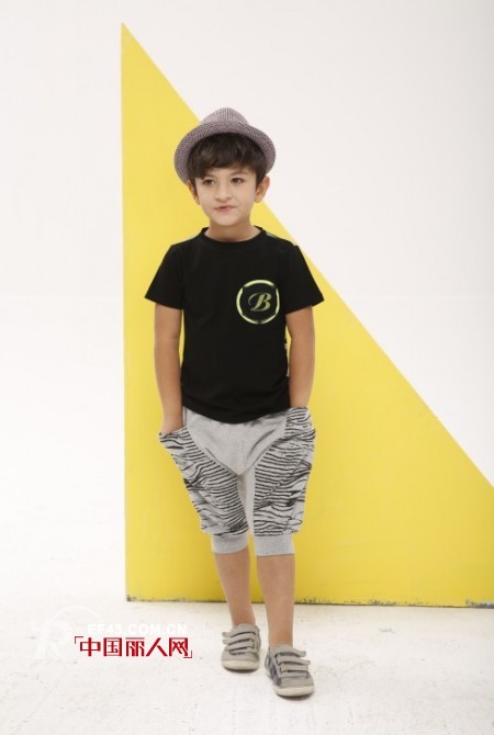 夏天适合带什么样的帽子 夏季帽子搭配