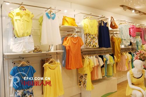 快时尚来袭!祝贺淑女时代品牌女装佛山张槎新店开业