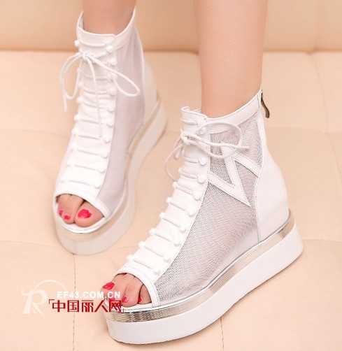 五月穿什么鞋子合适 新款百搭鱼嘴鞋