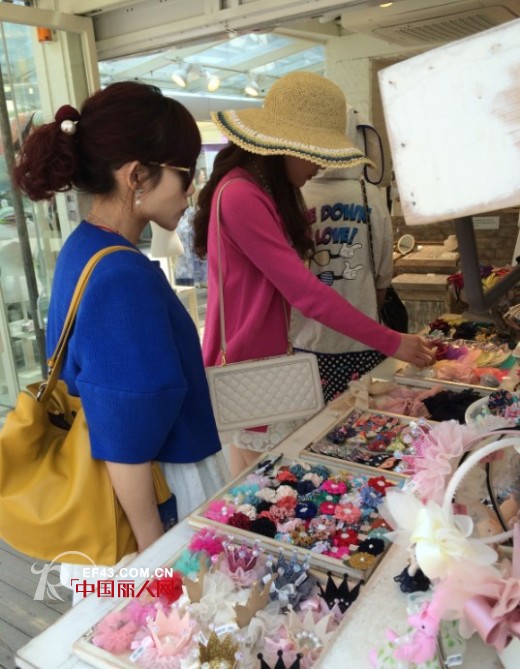 伊华欧秀 - EVA OUXIU