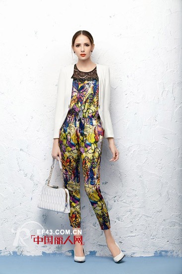 恭喜红凯贝尔女装再添成员 新塘专卖店即将开业