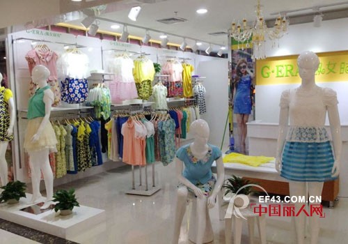 热烈祝贺淑女时代品牌女装长沙店开张大吉!