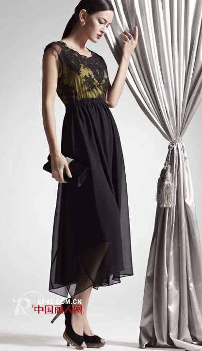 刺绣雪纺裙新款 高腰显瘦连衣裙增添气质