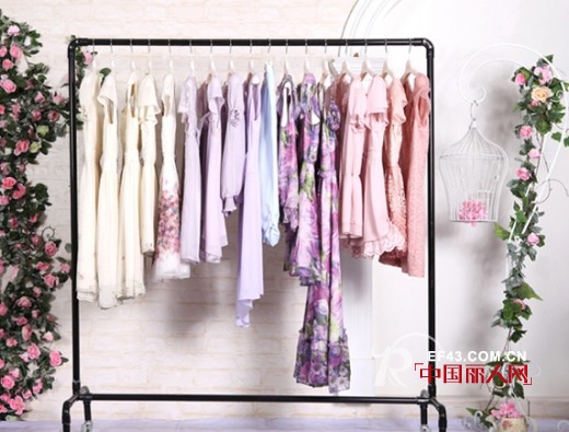 紫色的感性魅力 紫色搭配创建与众不同的情调