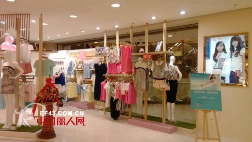 Shelove系恋绽放福州大洋百货