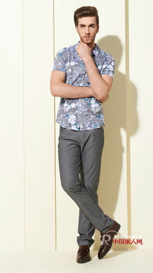 春夏季节男士怎么穿搭有型 男士夏季穿衣搭配