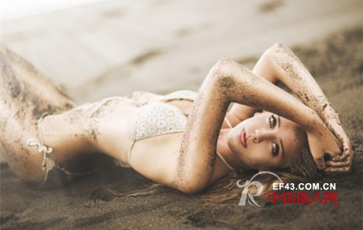 性感比基尼 夏日海边一道亮丽的风景线