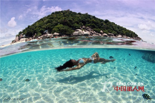 性感比基尼 夏日海边一道亮丽的风景线