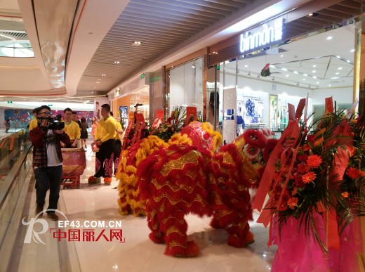 缤蔓女装优雅入驻佛山南海怡丰城