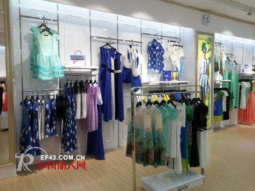 缤蔓女装优雅入驻佛山南海怡丰城