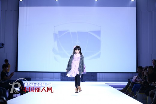 做散货好还是加盟好?