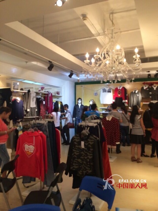 优友情侣装2014秋装订货会圆满落幕