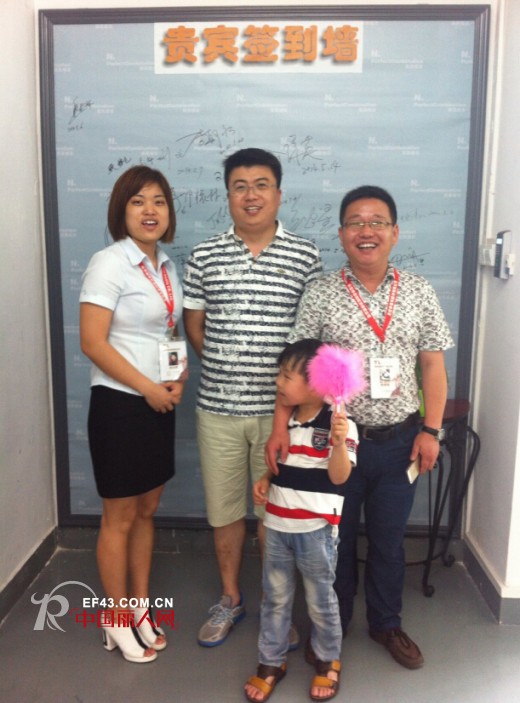 完美组合女装成功签约河北省邯郸市代理商