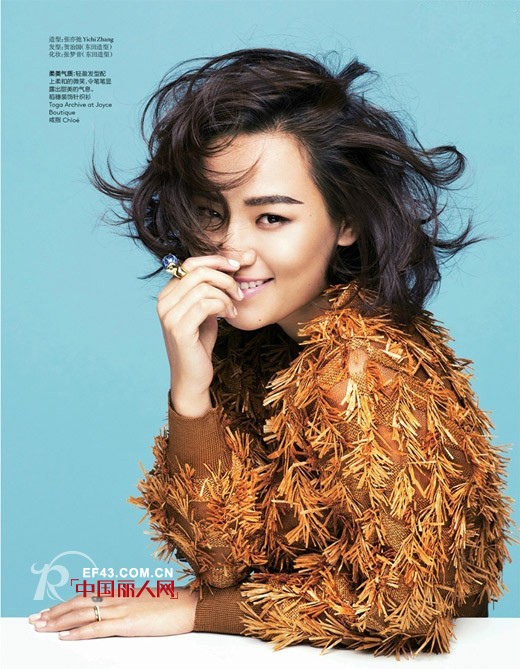 周笔畅为Marc Jacobs品牌夹克拍摄《Vogue》6月大片