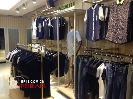 热烈祝贺香港时尚男装LeeLeith李蕾斯品牌莘塍专卖店隆重开业