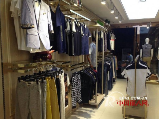 热烈祝贺香港时尚男装LeeLeith李蕾斯品牌莘塍专卖店隆重开业