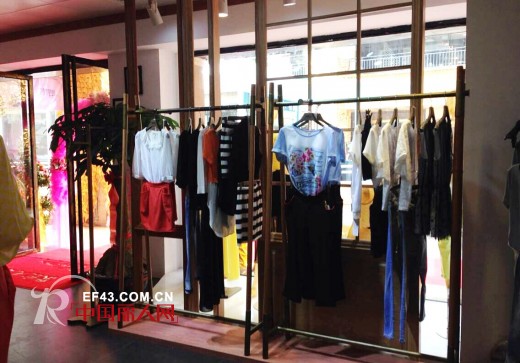 普普风女装莆田店5月17日盛大开业!