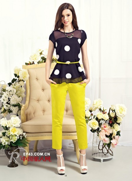 半遮半掩透视裙 性感透视裙要怎么搭配