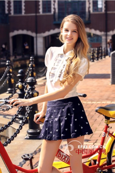 engrat英戈鼠服饰围绕“品时尚盛宴做财富赢家”开展2014秋冬发布会