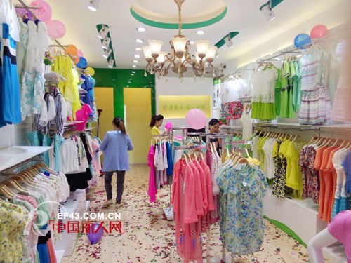 销售火爆!淑女时代贵州铜仁店单日销售额破万