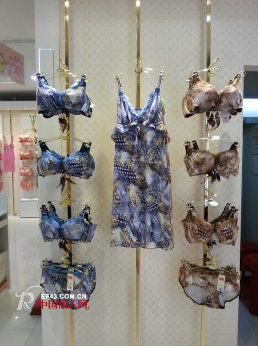 热烈祝贺迪芬娜内衣强势入驻湖北恩施巴东美美百货