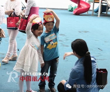 『阿杰邦尼•假日宝贝』进校园活动首期顺利落幕