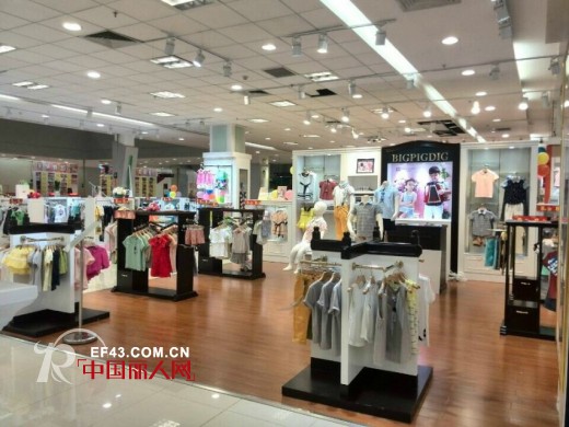 热烈祝贺比格佩帝东莞怡安百货店新店21号开业