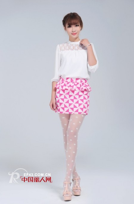 格纹连衣裙配什么鞋子粉色裙子怎么搭配