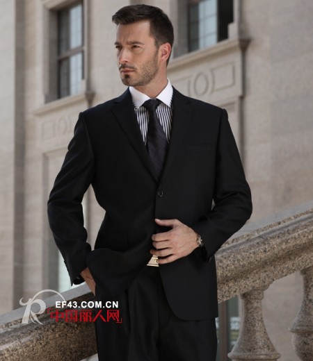 布鲁斯金熊 - PRUCE BEAR