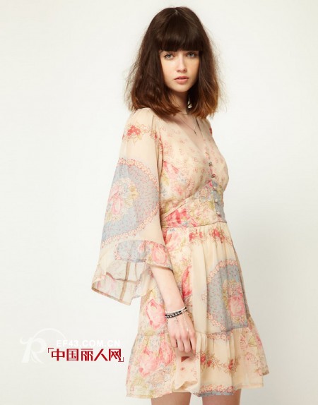 微胖的人在夏季如何搭配怎么穿才能显瘦