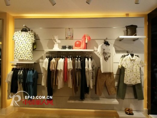 热烈庆祝七匹狼男装安徽安庆宿松店盛大开业