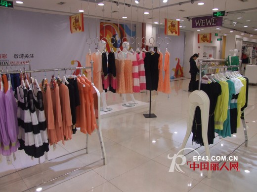 千思蔓女装宁夏回族自治区石嘴山店五月盛大开业