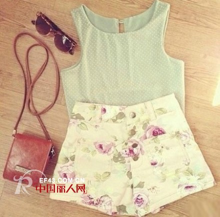 夏日清凉搭配　夏季美搭　搭配也是一种艺术