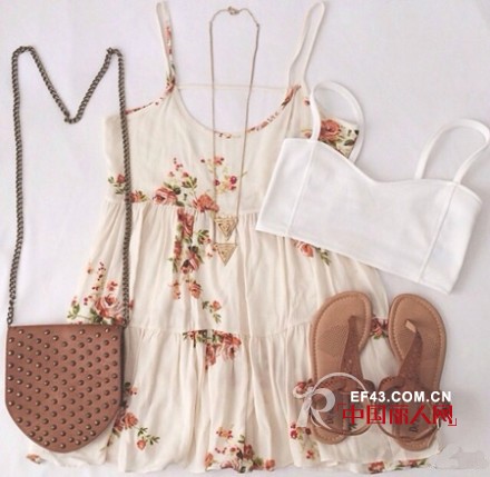 夏日清凉搭配　夏季美搭　搭配也是一种艺术