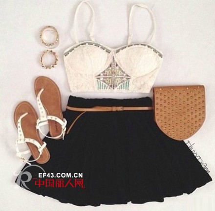 夏日清凉搭配　夏季美搭　搭配也是一种艺术