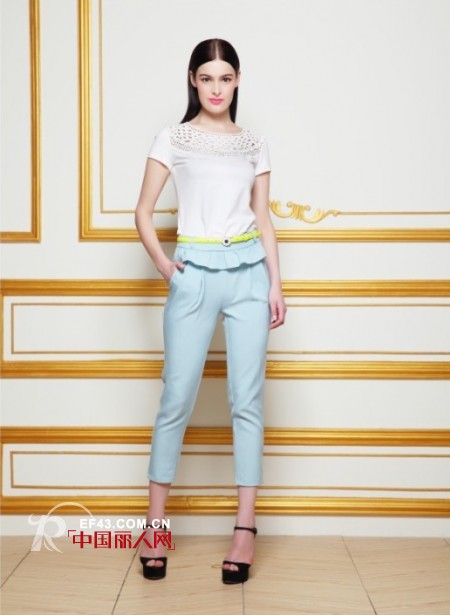 夏季穿什么裤子显瘦又清凉　九分雪纺裤怎么搭配好看