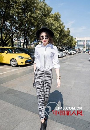 夏季怕晒黑怎么办　长袖t恤衫护肤百搭