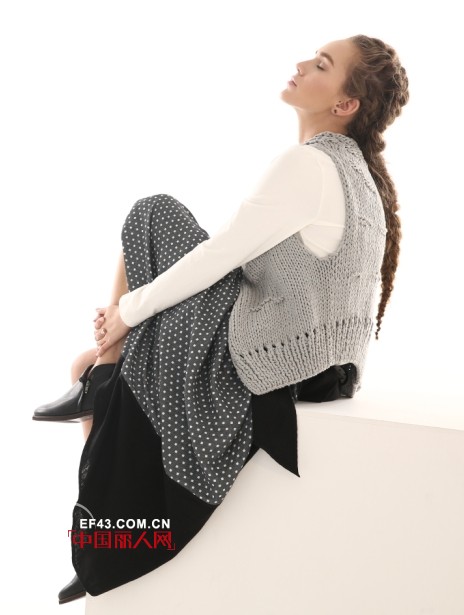 嘉彩女装魅力绽放第十四届中国（深圳）国际品牌服装展