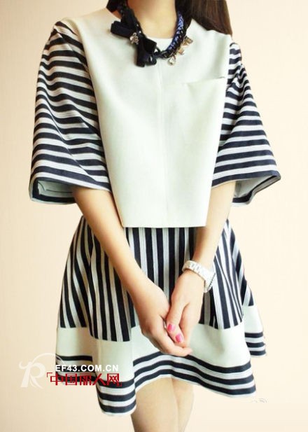 夏天穿什么款式比较显瘦　海魂衫款式搭配