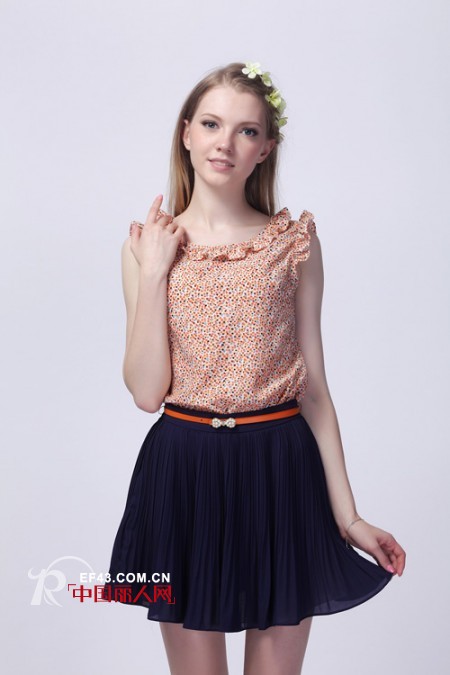 圆形花边领的上衣怎么搭配　花边领服装是什么风格