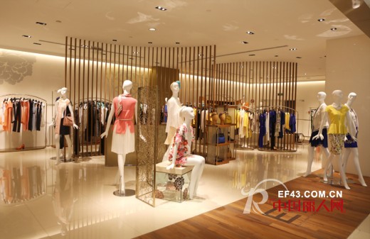 爱丽娜米罗-elenamiro