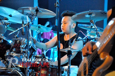 巴拉巴拉潮童营　童装发布秀　儿童节时尚之旅