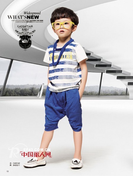 休闲垮裤配什么上衣 夏天休闲装扮搭配