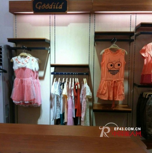 热烈祝贺善童服饰江门店在儿童节顺利开业